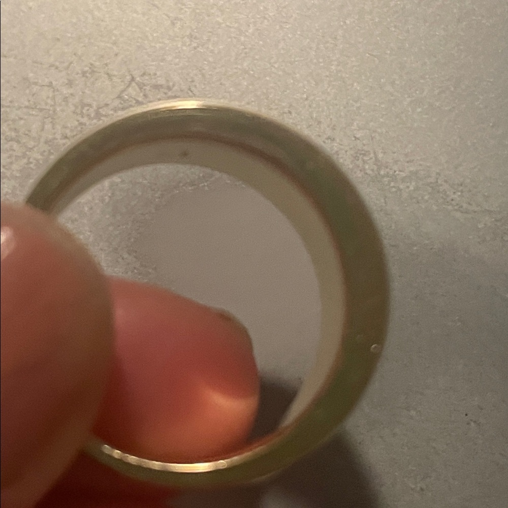 10K Polished Gold Women's Ring - Picture 12 of 15